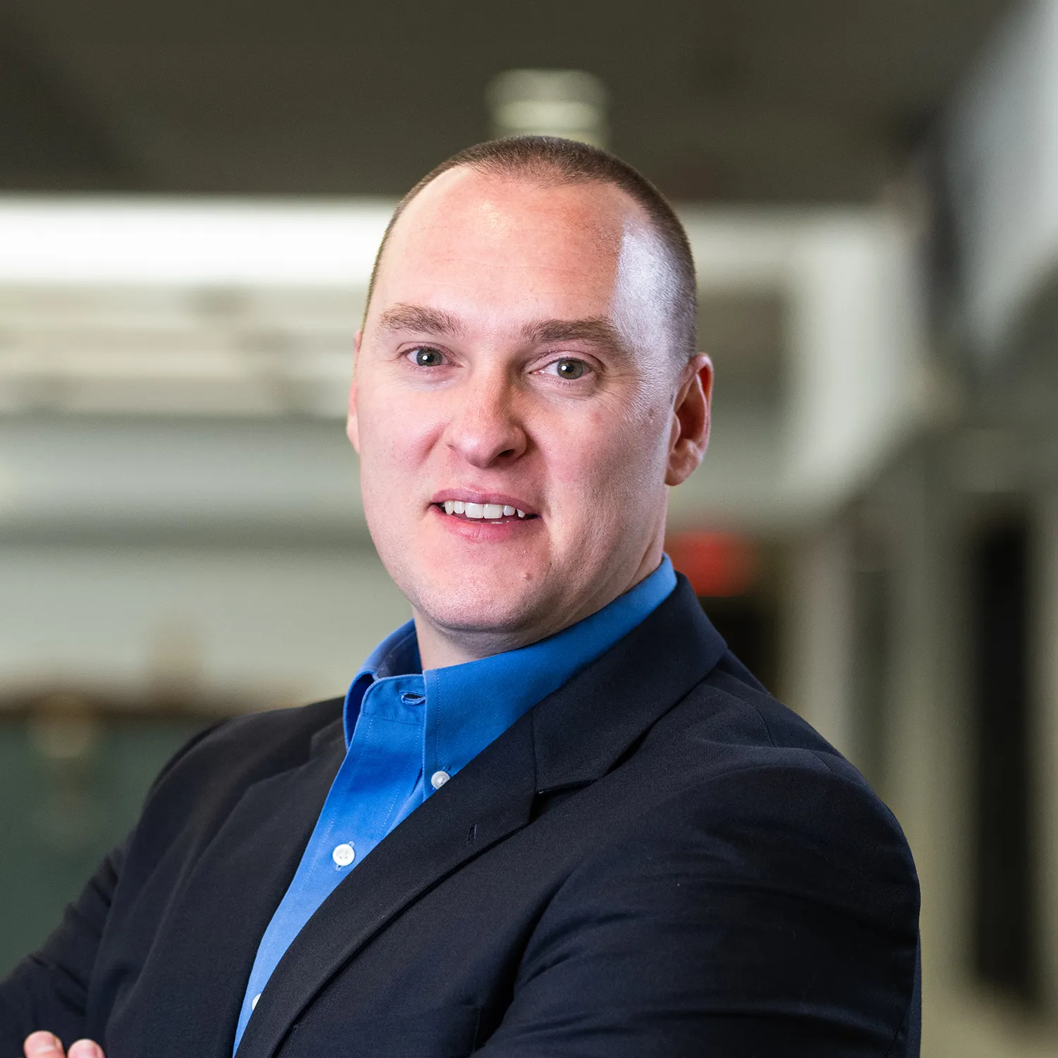 headshot of Chris Lovett